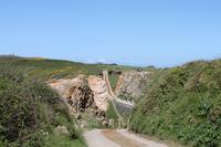 Auf der Insel Sark, La Coupee