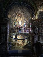 Altar aus Scherben 