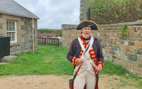 Der Master Gunner auf Elizabeth Castle bei der Midday Parade