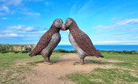 Puffin-Skulptur bei Plemont an der Nordküste Jerseys
