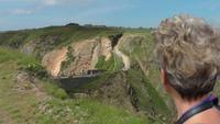 Sark-Blick von Little Sark zum La Coupee