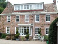 im Garten von Lady Guthrie