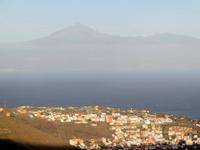 Blick von La Gomera zum Teide auf Teneriffa