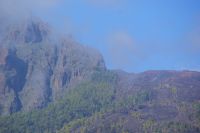 84 Blick auf Bergkette mit doppeltem Sonnenuntergang