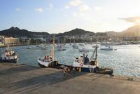 Morgenstimmung im Hafen von Mindelo &ndash; &copy; Kristin Weigel (Eberhardt TRAVEL)