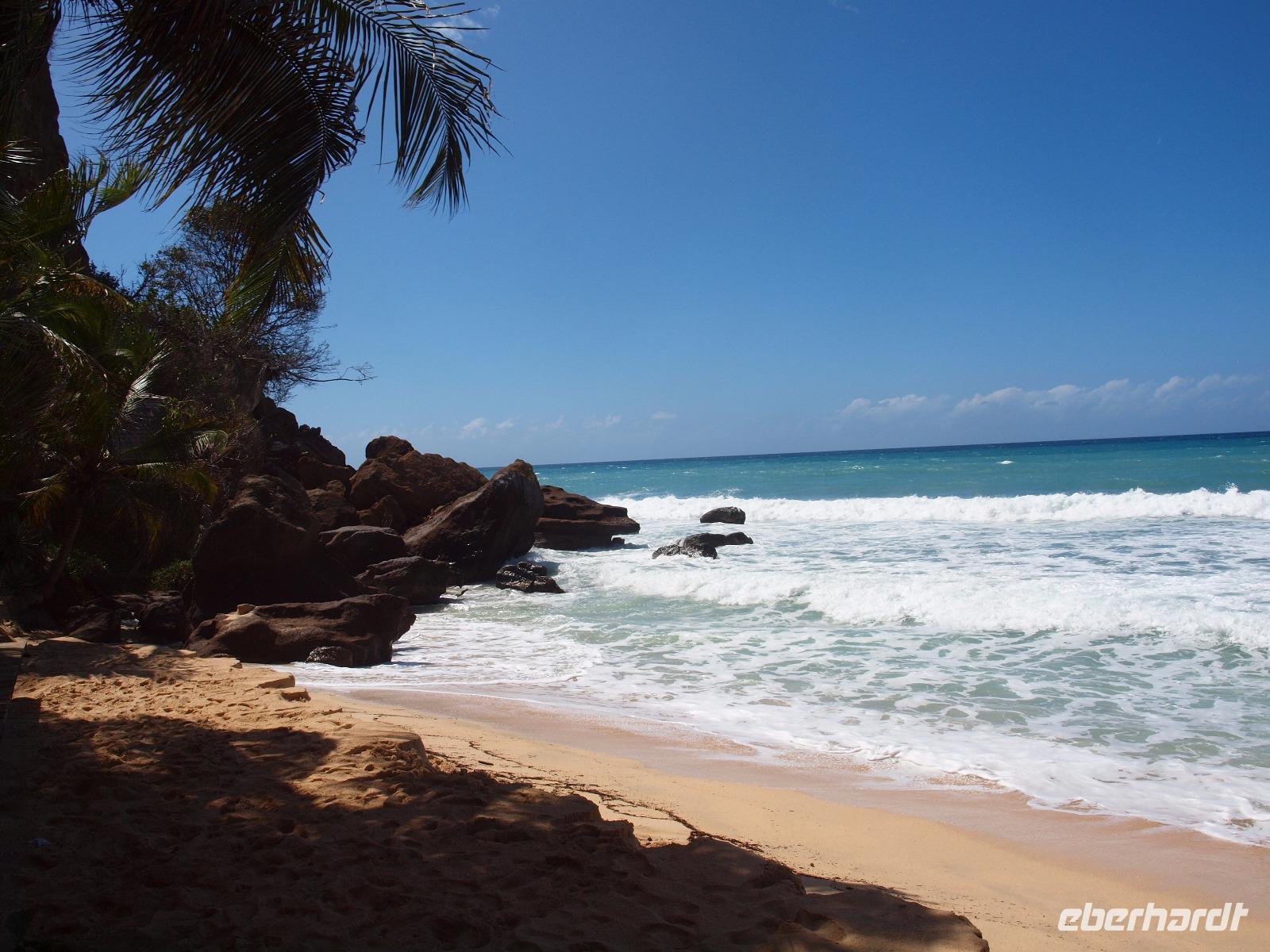 Grenada - Magazine Beach