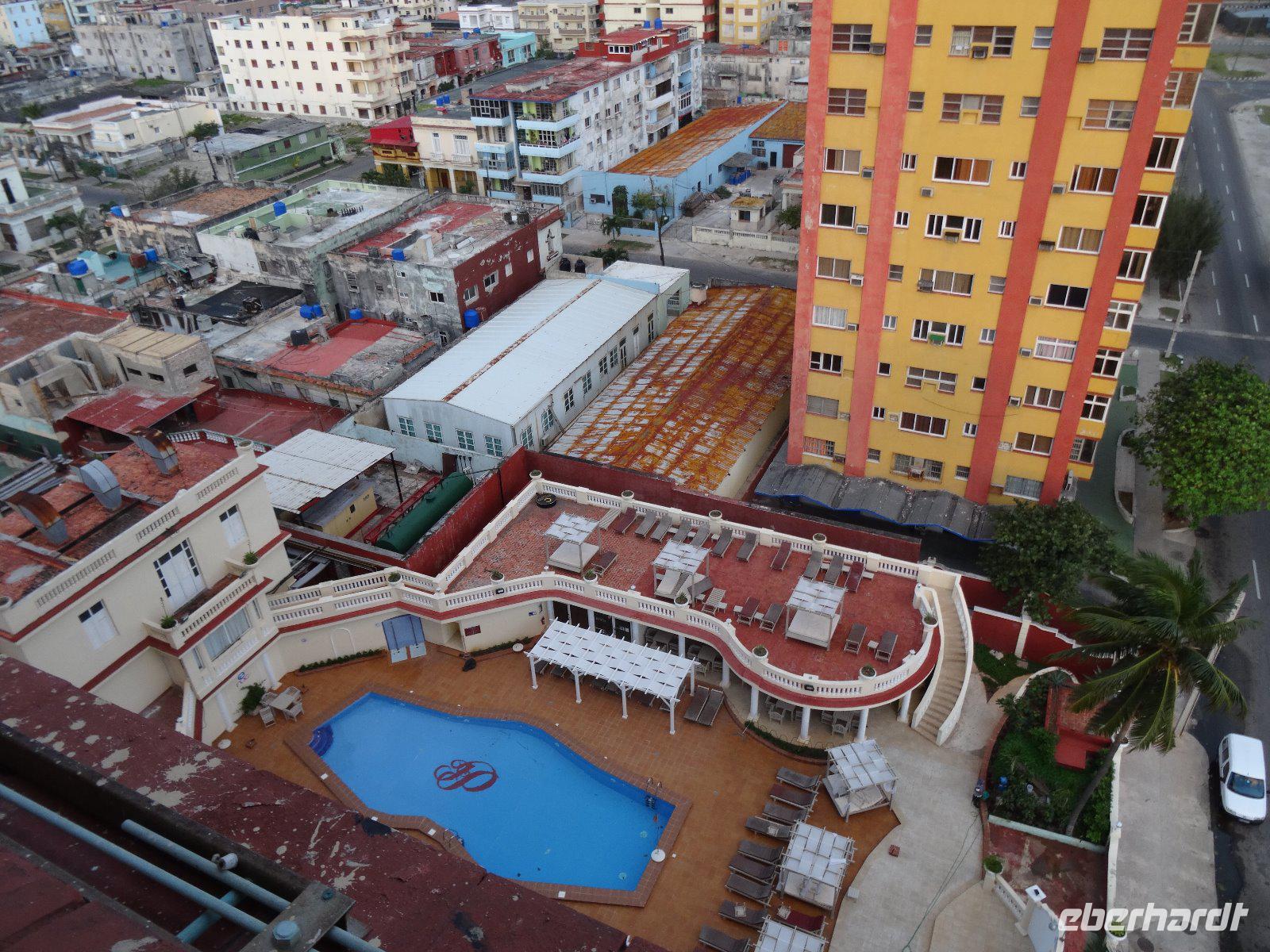 Ein letzter Blick auf den Pool im Hotel Presidente
