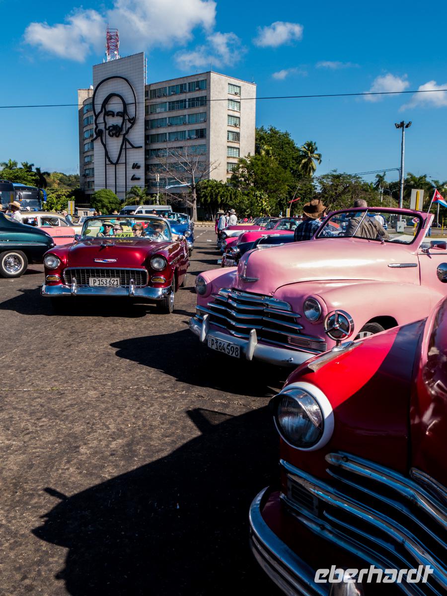 Oldtimer Stadtrundfahrt in Havanna