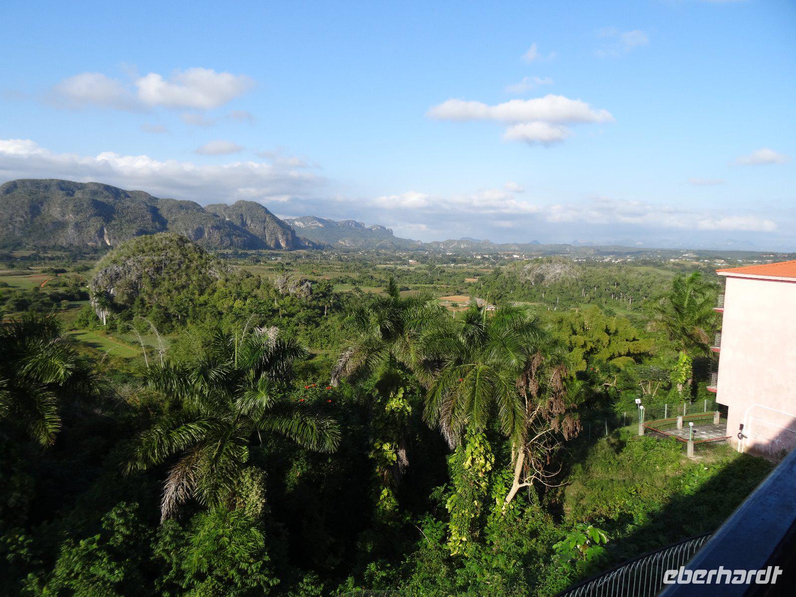 Die Karstfelsen (Mogotes) charakterisieren die Tabakanbauregion
