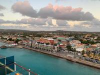 Blick vom Schiff auf Kralendijk - Bonaire