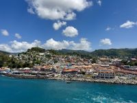 Blick auf St. George's vom Schiff 