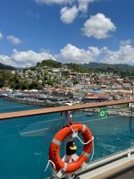 Blick auf St. George's vom Schiff 