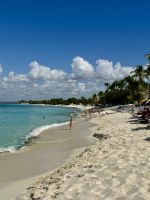 Karibischer Traumstrand auf der Isla Catalina