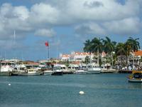 Hafen von Oranjestad
