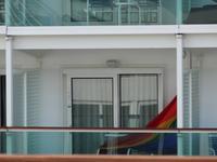 Unser Nachbarschiff auf St. Maarten ...