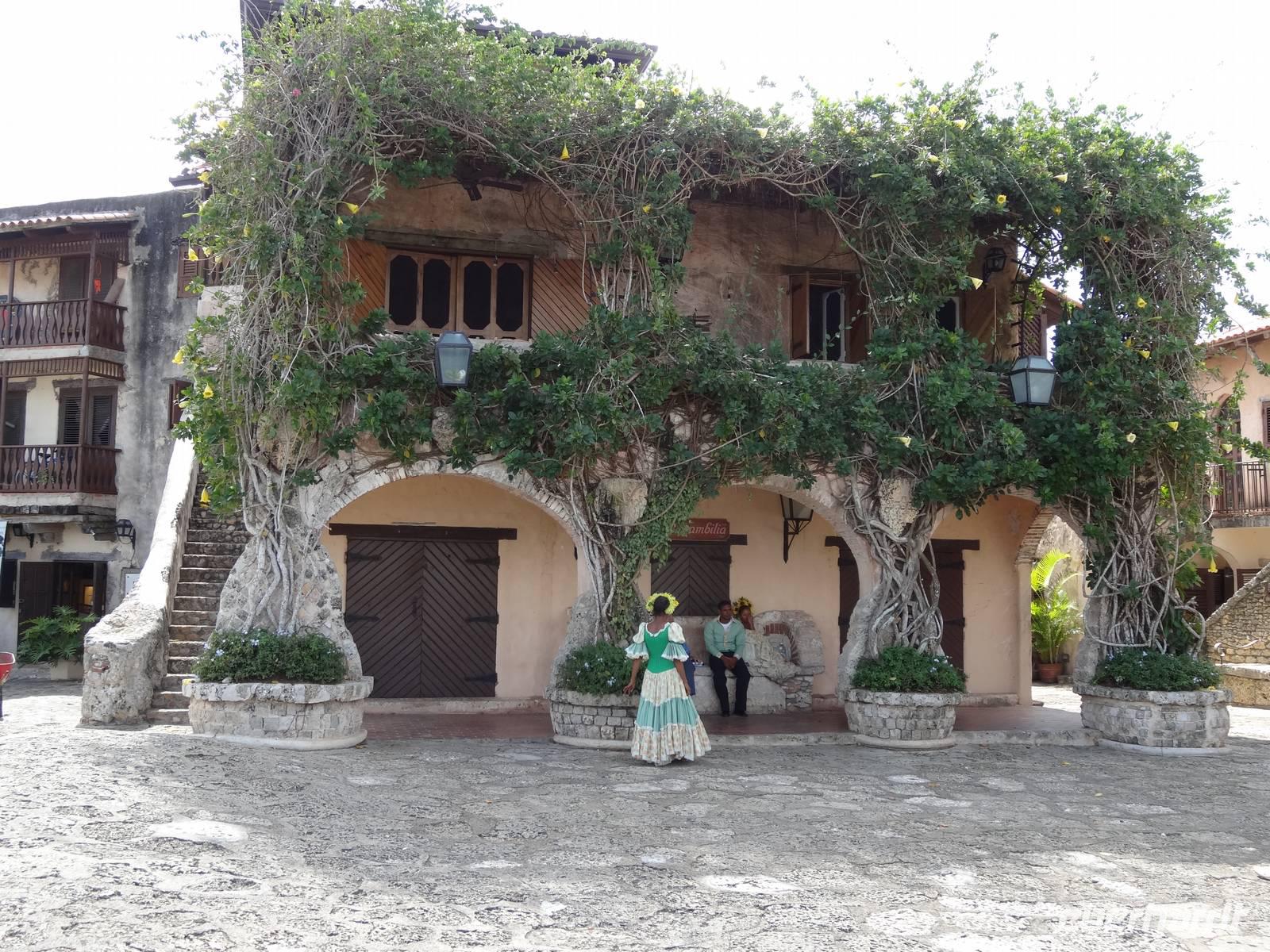 Altos de Chavon