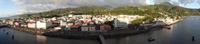 Blick vom Schiff auf Dominica