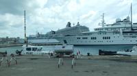 Schiffstreffen im Hafen von Oranjestad, Aruba