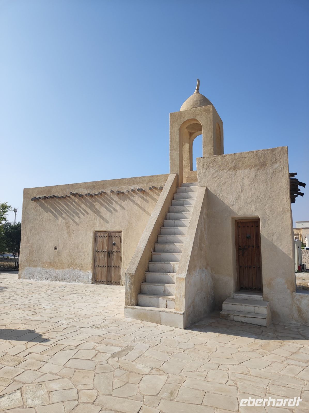 historische Moschee an den Barzan Towers in Katar