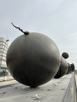 The Miraculous Journey - Skulptur von Damien Hirst