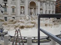 Baustelle am Trevi-Brunnen