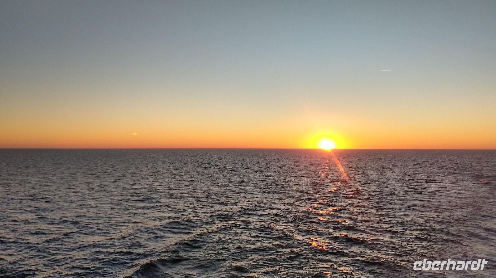 142 Sonnenuntergang bei Barcelona