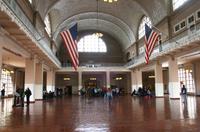 Die Registrierungshalle auf Ellis Island