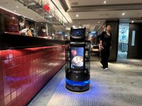 Hongkong - Roboter im Restaurant &ndash; &copy; Sabine Letzybyll (Eberhardt TRAVEL)