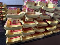 Papier zum Verbrennen für die Ahnen &ndash; &copy; Sabine Letzybyll (Eberhardt TRAVEL)