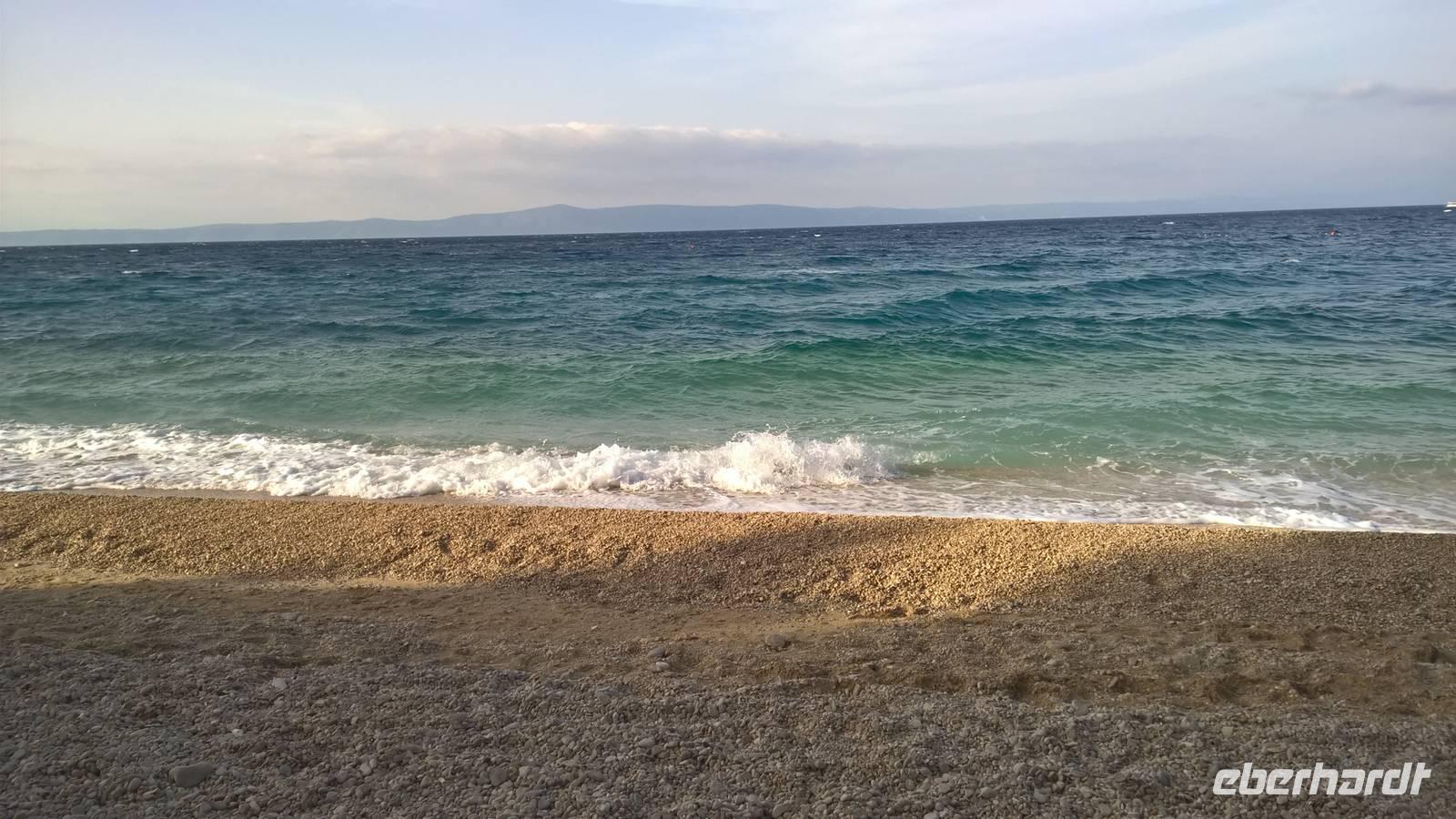 Warmes Wasser, sanfte Wellen, blauer Himmel - so sieht Urlaub aus