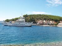 Drvenik, Fähranleger