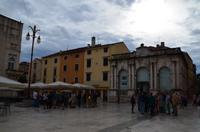 005 Zadar, Marktplatz mit Loggia