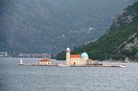 230 Montenegro, Bucht von Kotor mit Insel Maria vom Felsen