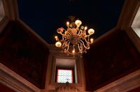 246 Montenegro, Bucht von Kotor,  Kirche Maria vom Felsen, Leuchter aus Moranoglas