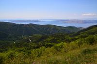 351 Blick von Senj-Pass auf die Küste mit den Inseln
