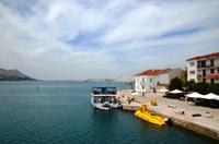 043 Insel Pag, Stadt Pag, Blick von der Brücke zum Hafen