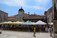 181 Trogir, Hauptplatz mit Uhrturm und Loggia