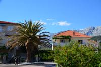 366 Podgora, vor dem Hotel Medora