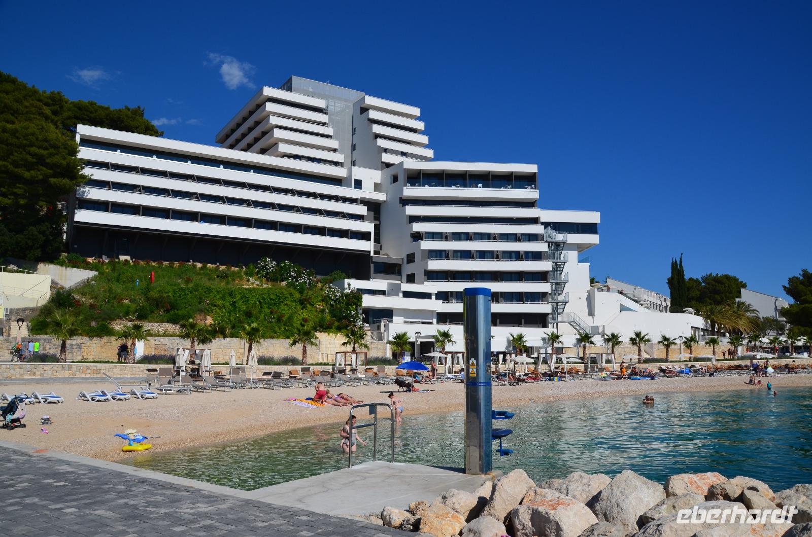 371 Podgora, Hotel Medora