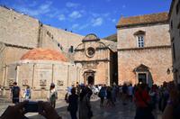 236 Dubrovnik, Pile-Tor, Onofriobrunnen, älteste Kirche und Franziskanerkloster