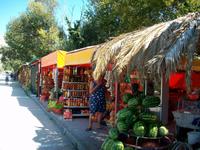 Obststände im Neretvatal 