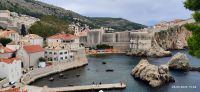 276 Dubrovnik, Bucht vor der Spanischen Festung und Altstadtmauer