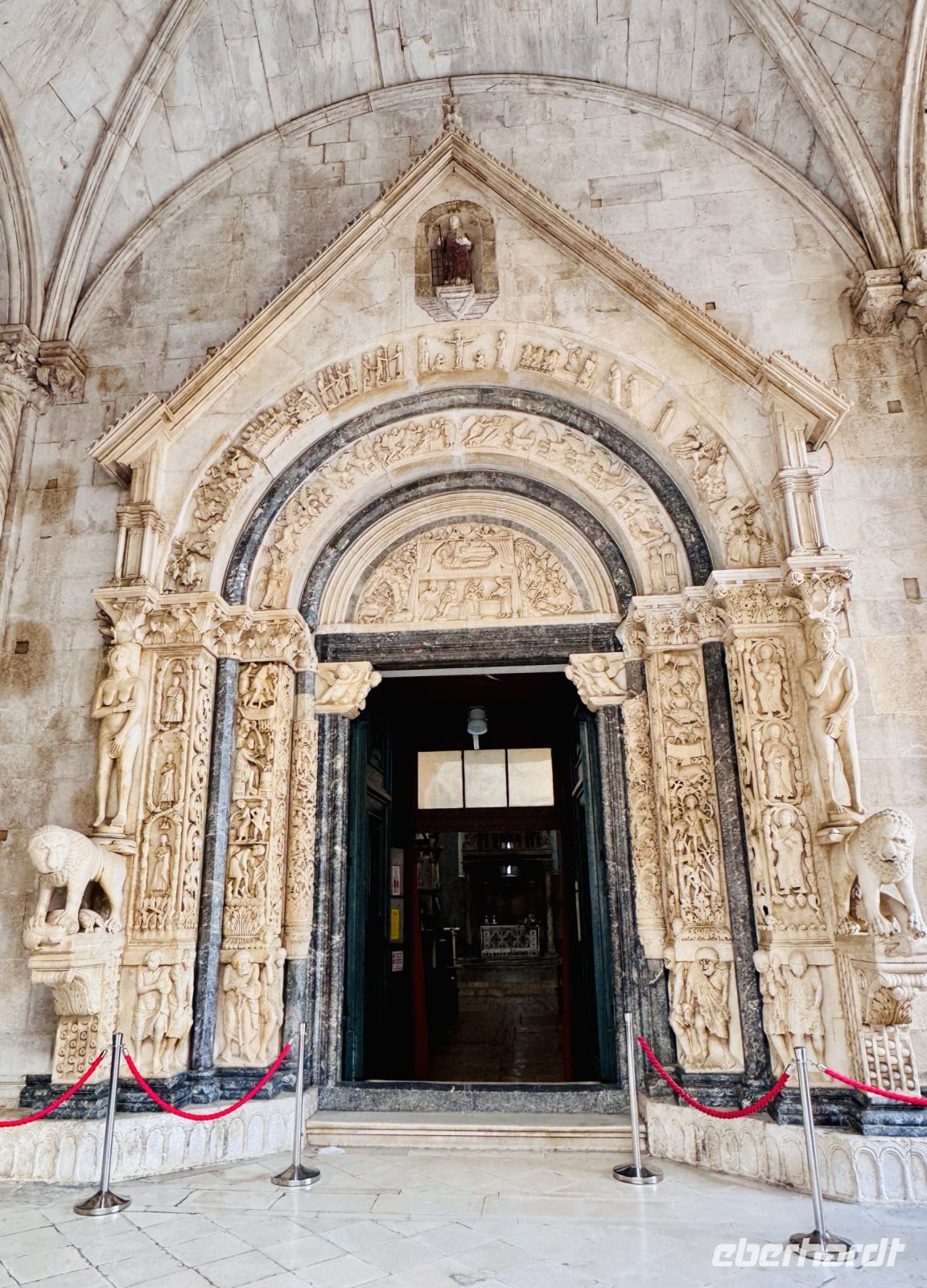 Tag 4 - Portal der Kathedrale des heiligen Laurentius, Trogir