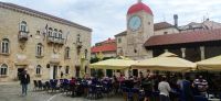 5-15 Trogir, Rathaus und Uhrturm