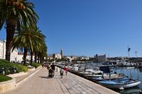 419 Split, Riva