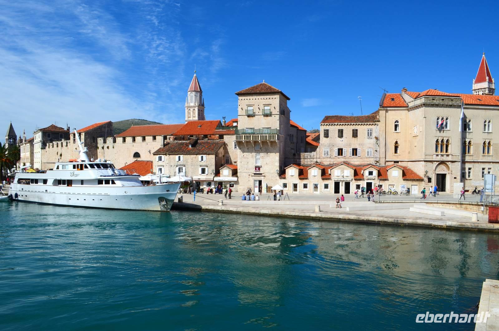 221 Trogir, Ansicht Seeseite