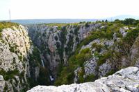 452 Cetinaschlucht mit Wasserfall Gubavica