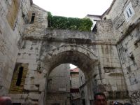 Split: Rundgang