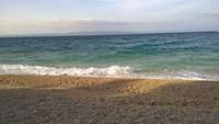 Warmes Wasser, sanfte Wellen, blauer Himmel - so sieht Urlaub aus