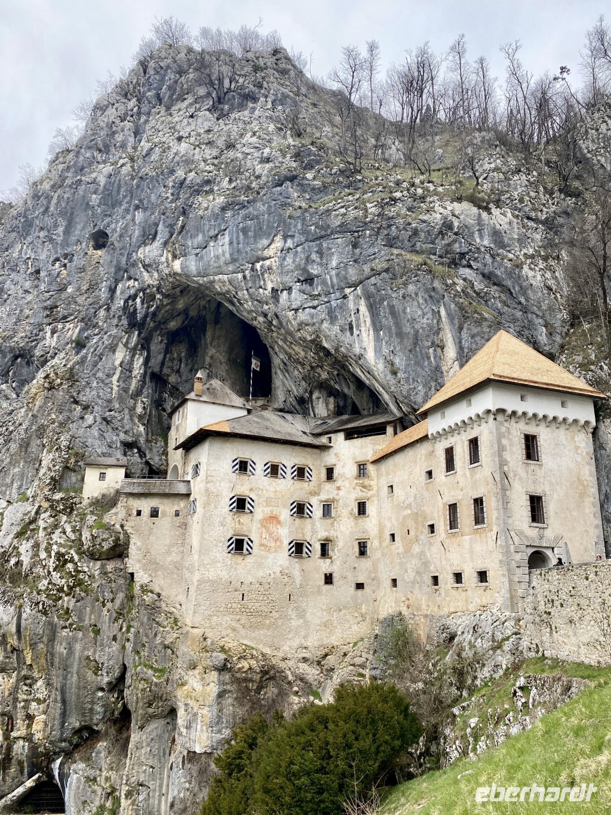 Tag 6 - Höhlenburg Predjama